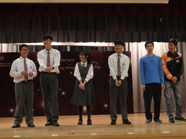 Talk held by Hong Kong Network for the Promotion of Inclusive Society_students learn sign language